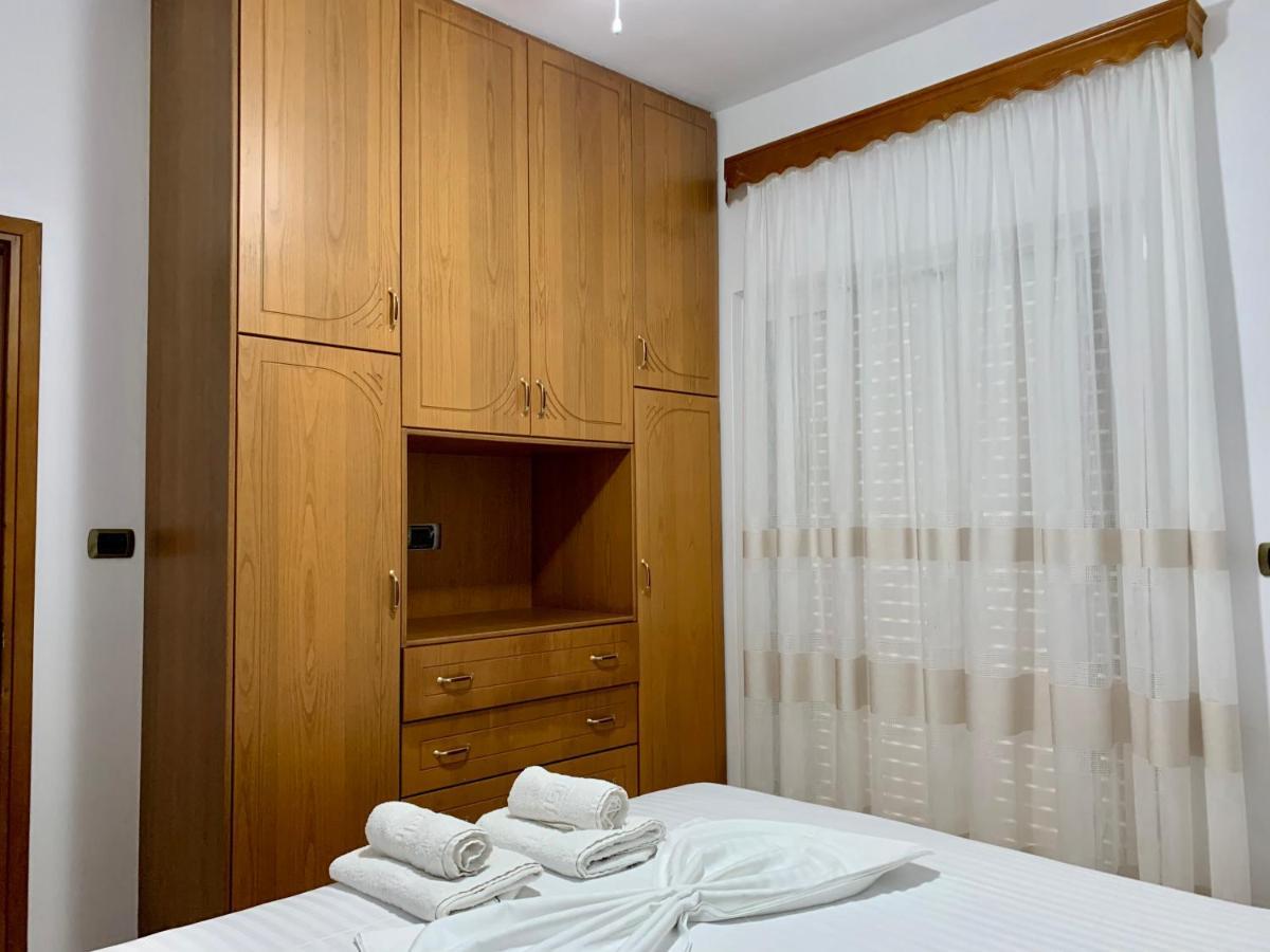 Bardhi Apts ซารานเดอ ภายนอก รูปภาพ