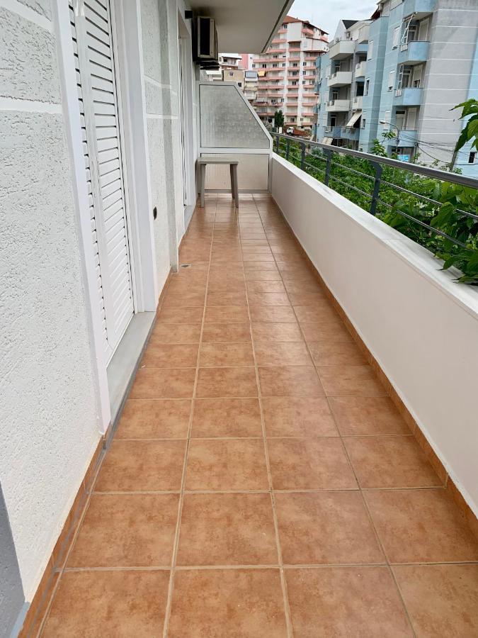 Bardhi Apts ซารานเดอ ภายนอก รูปภาพ