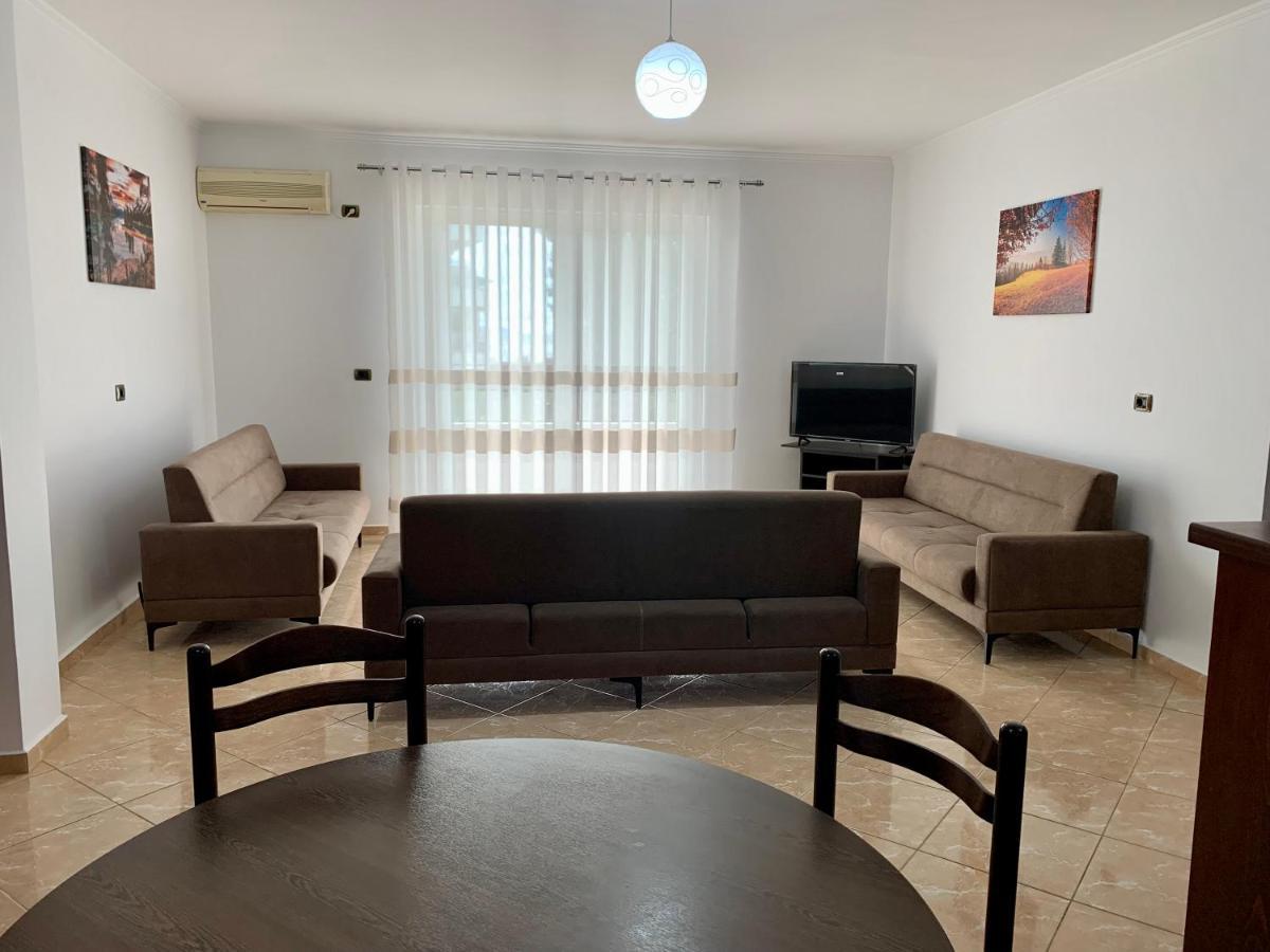 Bardhi Apts ซารานเดอ ภายนอก รูปภาพ