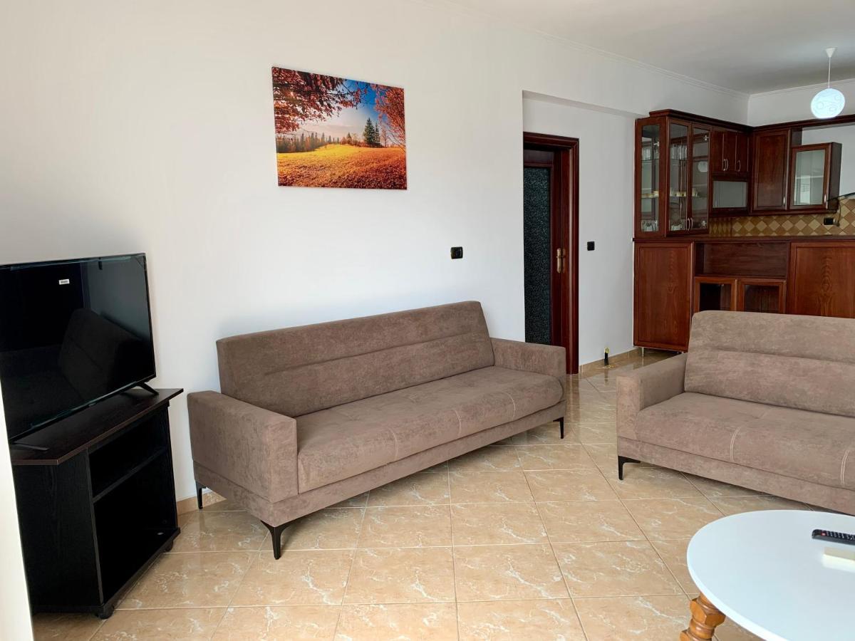 Bardhi Apts ซารานเดอ ภายนอก รูปภาพ