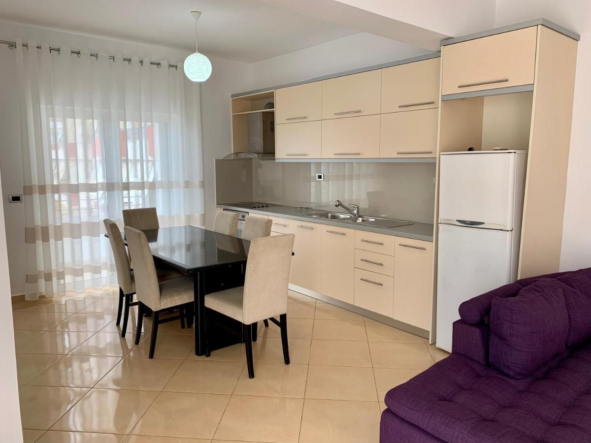 Bardhi Apts ซารานเดอ ภายนอก รูปภาพ